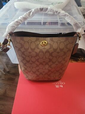 Signature Style Canvas Bucket Bag The Unbranded Brand